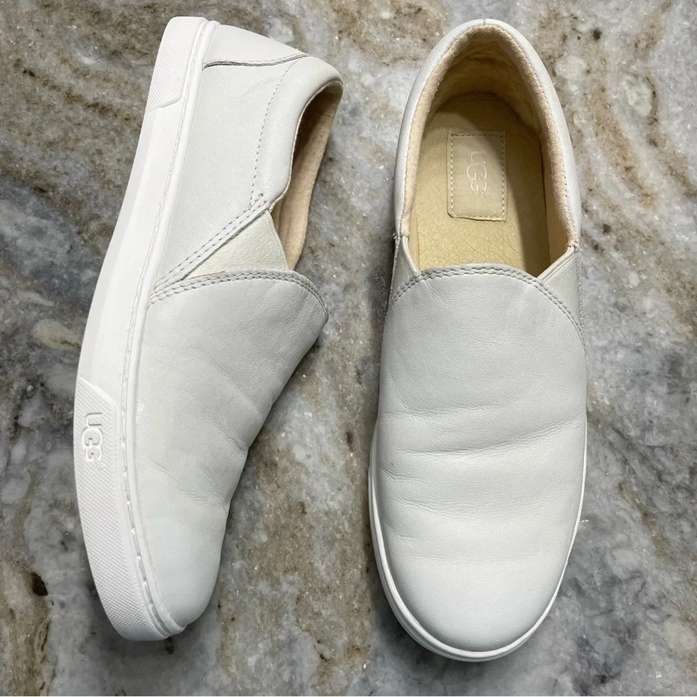 UGG Kitlyn Women's Size US 8 White Leather Slip-on Comfort Sneakers